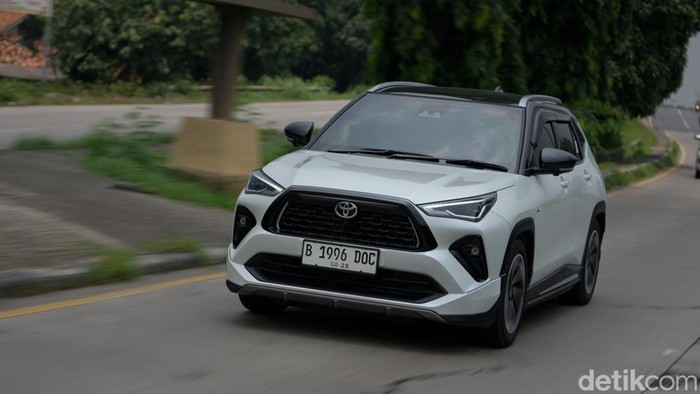 Memaksimalkan Performa Mobil Hybrid Anda: Pentingnya Servis Berkala Pertama