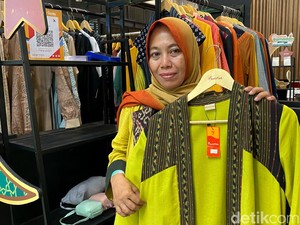 Corak Wastra Nusantara Faustine yang Pikat Pedangdut Malaysia