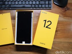 Unboxing Realme 12 5G, HP Berdesain Jam Tangan Mewah