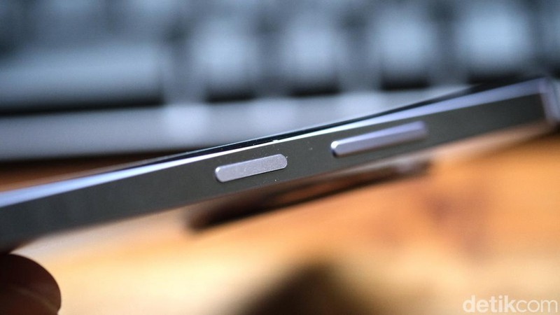 Unboxing Realme 12 5G