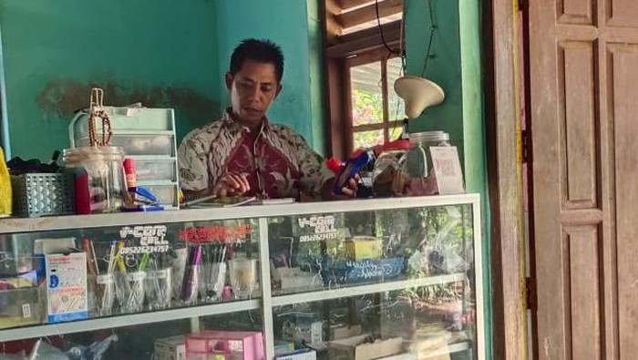 Agen perbankan di Desa Parang Kecamatan Karimunjawa, Minggu (7/4/2024).
