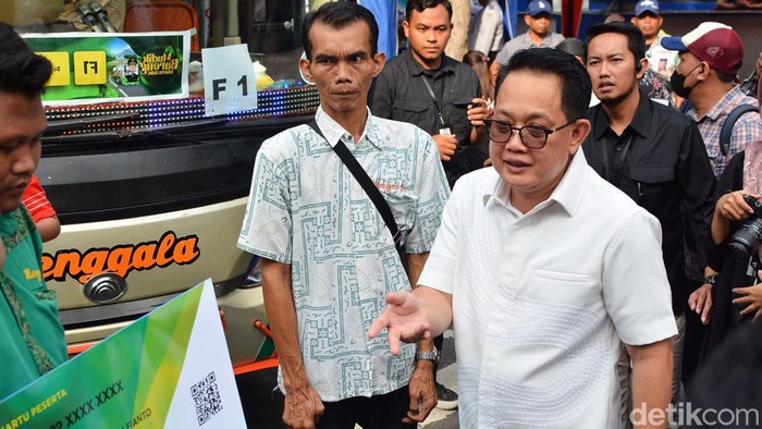 Antusisme peserta mudik gratis di Jawa Timur Antusisme peserta mudik gratis di Jawa Timur