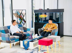 Bey Machmudin Salat Idul Fitri di Lapangan Gasibu
