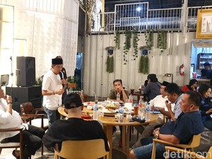 Bacawako Palembang Ini Janji Naikkan Gaji RT dari Rp 600 Ribu Jadi Rp 2 Juta