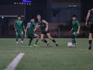 Liga 1: Paulo Henrique Cetak Hattrick dalam Internal Game Persebaya