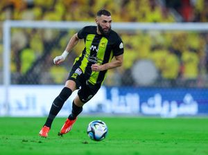 Gol Karim Benzema Bawa Al Ittihad Menang Lawan Nasaf