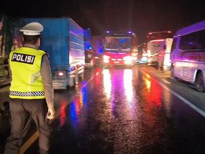 Macet di Jalinsum hingga 20 Km, Ini Sederet Penyebabnya