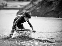 Kumpulan Potret Menohok Tampilkan Pekerja Anak di Bawah Umur