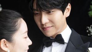 Potret Lee Seung Gi-Lee Da In Rayakan Satu Tahun Pernikahan, Pamer Foto Anak