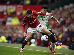 Sepakbola Kamikaze MU Vs Sepakbola Aman Liverpool