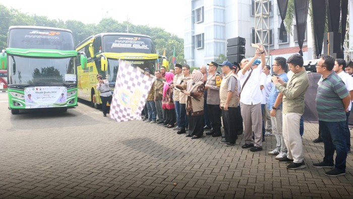 Mudik gratis Pemkab Gresik