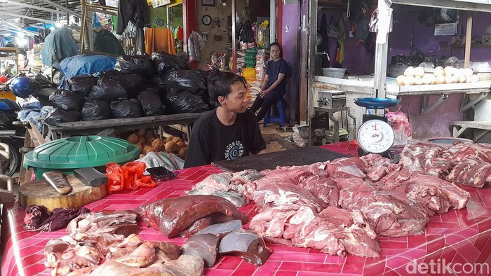 Pantauan harga sembako di Makassar menjelang Lebaran.