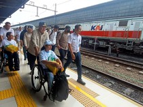 Penyandang Disabilitas Mudik Gratis dengan Kereta Api