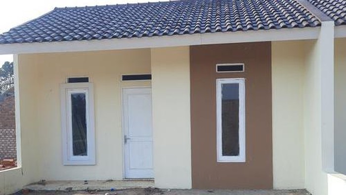 Penampakan depan rumah di  Perumahan Srimulyo Garden