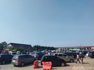 Polisi Imbau Pengendara Manfaatkan Rest Area Km 57A Tol Japek Seperlunya