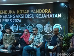 Hasto Cerita Megawati Siap Datangi Sidang MK, Singgung Jokowi