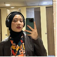 Zara juga mengungkapkan alasannya melepas hijabnya karena ingin memulai perjalanan dengan caranya sendiri. Menurut wanita 19 tahun ini seorang muslim yang baik adalah yang melakukan syariat agama dari hati. Foto: Dok. Instagram