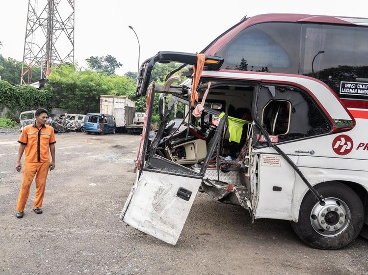 Begini Kondisi Bus Primajasa yang Terlibat Kecelakaan Maut di Tol Jakarta-Cikampek