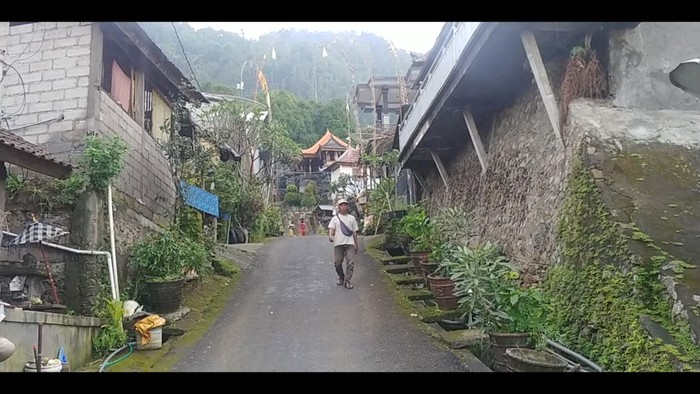 Potret Dusun Angansari, Desa Kutuh, Kecamatan Kintamani, Kabupaten Bangli, Bali, Sabtu (23/3/2024). Sebanyak 16 keluarga di dusun itu memeluk Islam.
