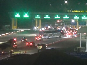 GT Cikampek Utama Malam Ini Ramai Lancar