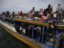 Padat Banget! Begini Suasana Pemudik di Kapal Antarpulau Ternate