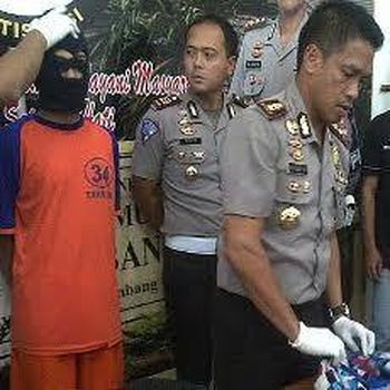 Kapolres Jombang saat itu, AKBP Yusep Gunawan menggelar jumpa pers