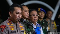 Kapolri Jenderal Listyo Sigit Prabowo menegaskan bahwa skema contraflow di Tol Trans Jawa tetap dibutuhkan dalam operasi mudik Lebaran 2024 usai kecelakaan maut di Km 58 Tol Jakarta-Cikampek (Japek).