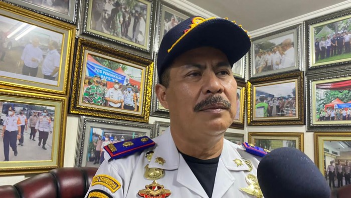 Kepala Satuan Pelaksana (Kasatpel) Terminal Kalideres, Revi Zulkarnain.