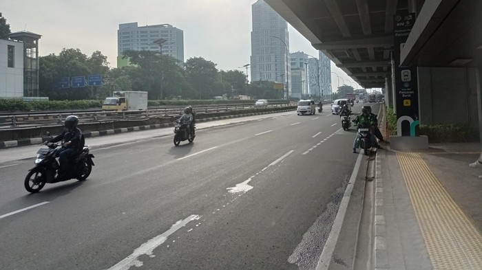 Sepinya Pancoran pada Senin Pagi yang Biasanya Ramai Saat Libur Lebaran