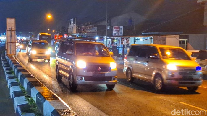Kondisi arus mudik di Jalur Nagreg H-2 lebaran