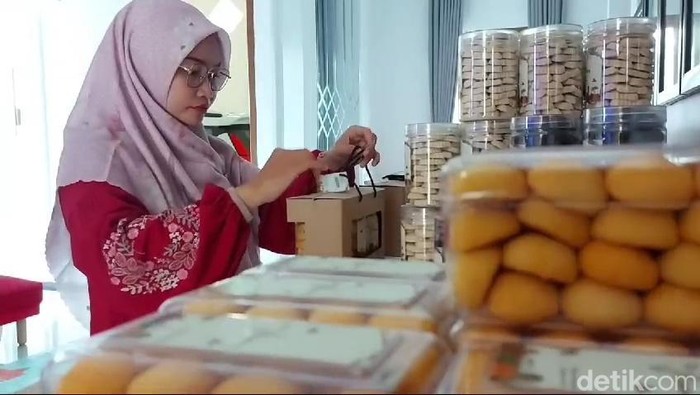 Kue kering di Pasuruan ramai dipesan menjelang Lebaran