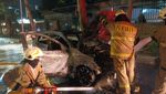 Wujud Mazda 2 Hangus Terbakar Tinggal Rangka, Dipicu Remaja Lempar Petasan