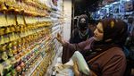 Jelang Lebaran, Warga Pakistan Mulai Berburu Perhiasan