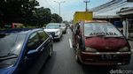 Penutup Putaran Balik di Jalur Pantura Tambun Dirusak, Bikin Jalan Macet