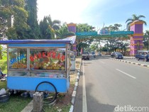 Cerita Yeni Raup Cuan Manis di Gapura Ciamis