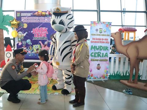 Polresta Bandara Soekarno Hatta membuat layanan pos ramah ibu dan anak.