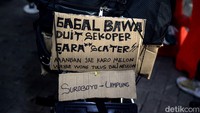 Beberapa menuliskan pengharapan dengan susunan kata-kata yang khas.