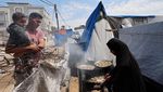 Keluarga Palestina Sambut Idul Fitri Secara Sederhana