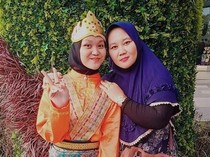 Cerita Vivi, Maba Termuda Unesa Jalur SNBP 2024 yang Usianya Masih 16 Tahun