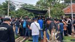 Sahabat dan Keluarga Lepas Kepergian Babe Cabita