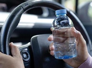 Pengusaha Air Minum Dalam Kemasan Teriak Harga Bahan Baku Plastik Meroket