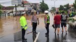 Potret Banjir Rendam Jalur Pantura Pasuruan