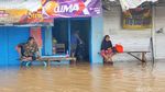 Potret Banjir Rendam Jalur Pantura Pasuruan