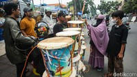 Bedug dengan gambar karakter kartun anak-anak ini cukup tinggi peminatnya, harganya pun ramah di kantong.