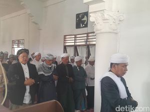 Tarekat Naqsabandiyah di Sumut Salat Id Hari Ini, Diikuti Ratusan Jemaah