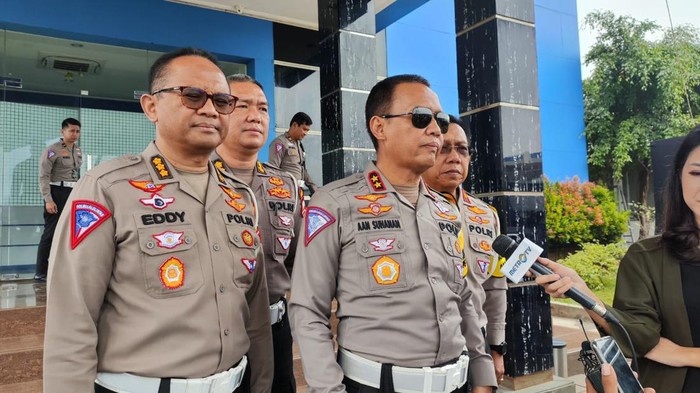 Penyebab Kemacetan Mudik Lebaran di Tol Japek Terungkap oleh Kakorlantas saat Patroli