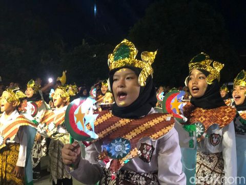 Kemeriahan Event Gema Takbir Jogja (GTJ) 2024 di Pelataran Masjid Gedhe Kauman, Jogja, Selasa (9/4/2024) malam.