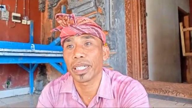 Kepala Dusun Angansari Made Bagiarta di Balai Banjar Dusun Angansari, Desa Kutuh, Bangli, Bali, pada Rabu (3/4/2024).