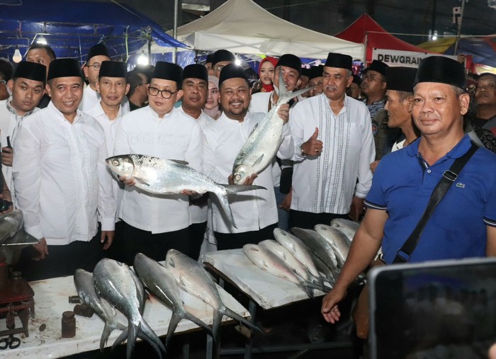 Kontes Bandeng Kawak Gresik