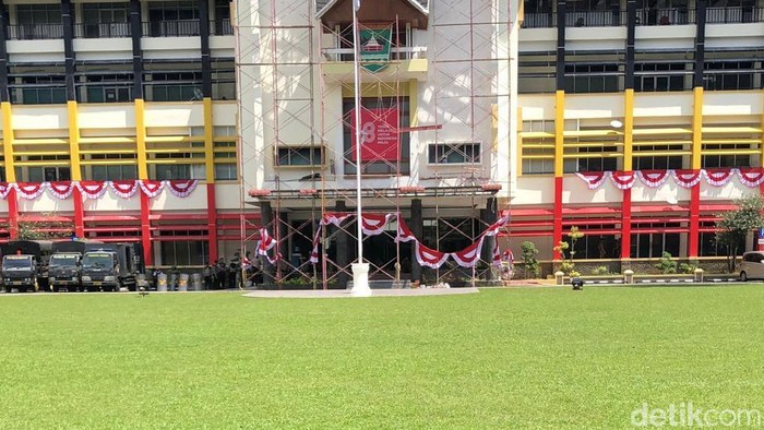 Lapangan Kantor Gubernur Sumbar (Foto: M. Afdal Afrianto/detikSumut).